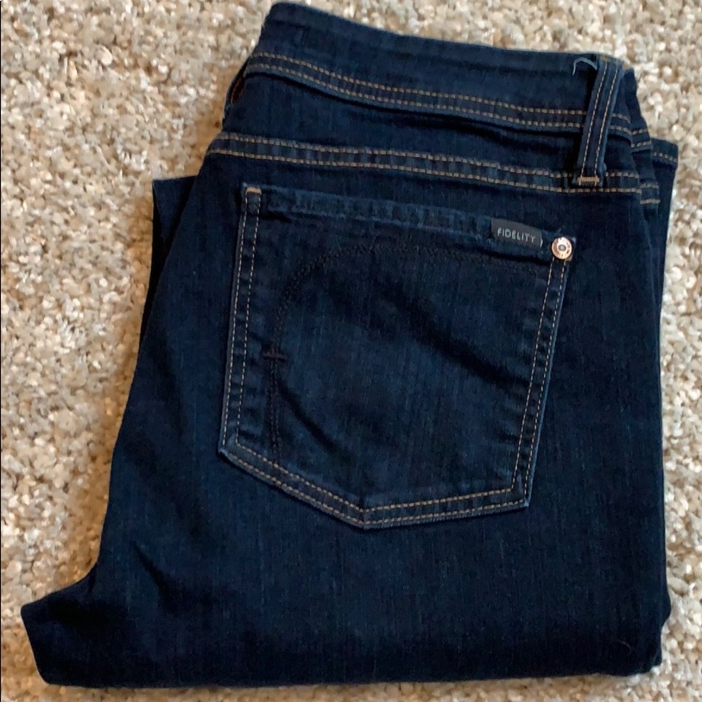 Like New Fidelity Stevie Mid-Rise Skinny -30/31